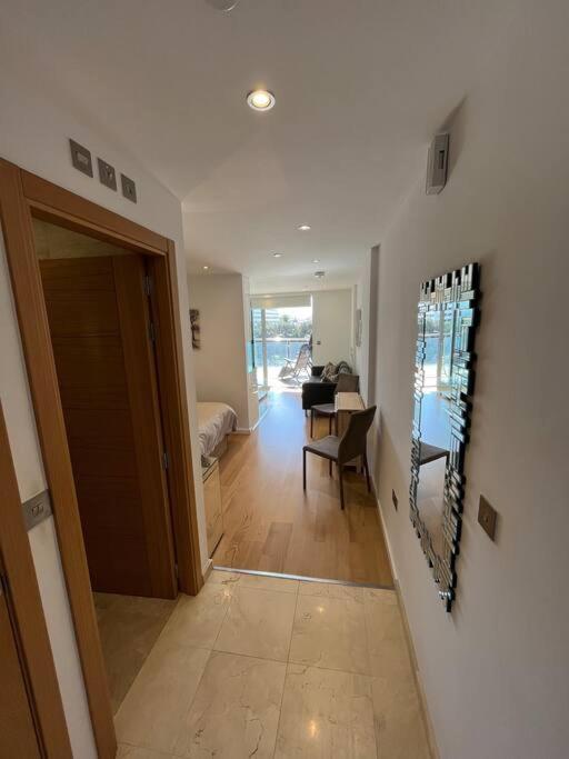 Gibraltar Luxury With Rooftop Pools & Views Dış mekan fotoğraf